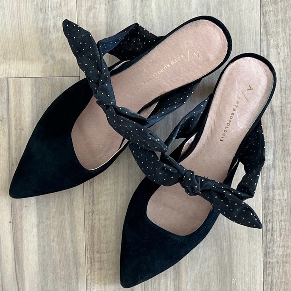 Anthropologie Black Suede Pointed Mule Heels with Polka Dot Bow-7.5 - Picture 3 of 4